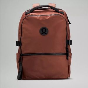 Nwt Lululemon new crew backpack